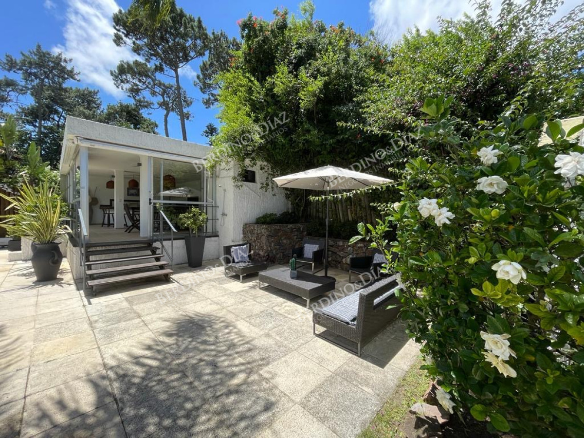 Casa ID.2658 - En venta y alquiler casa en Punta del Este 