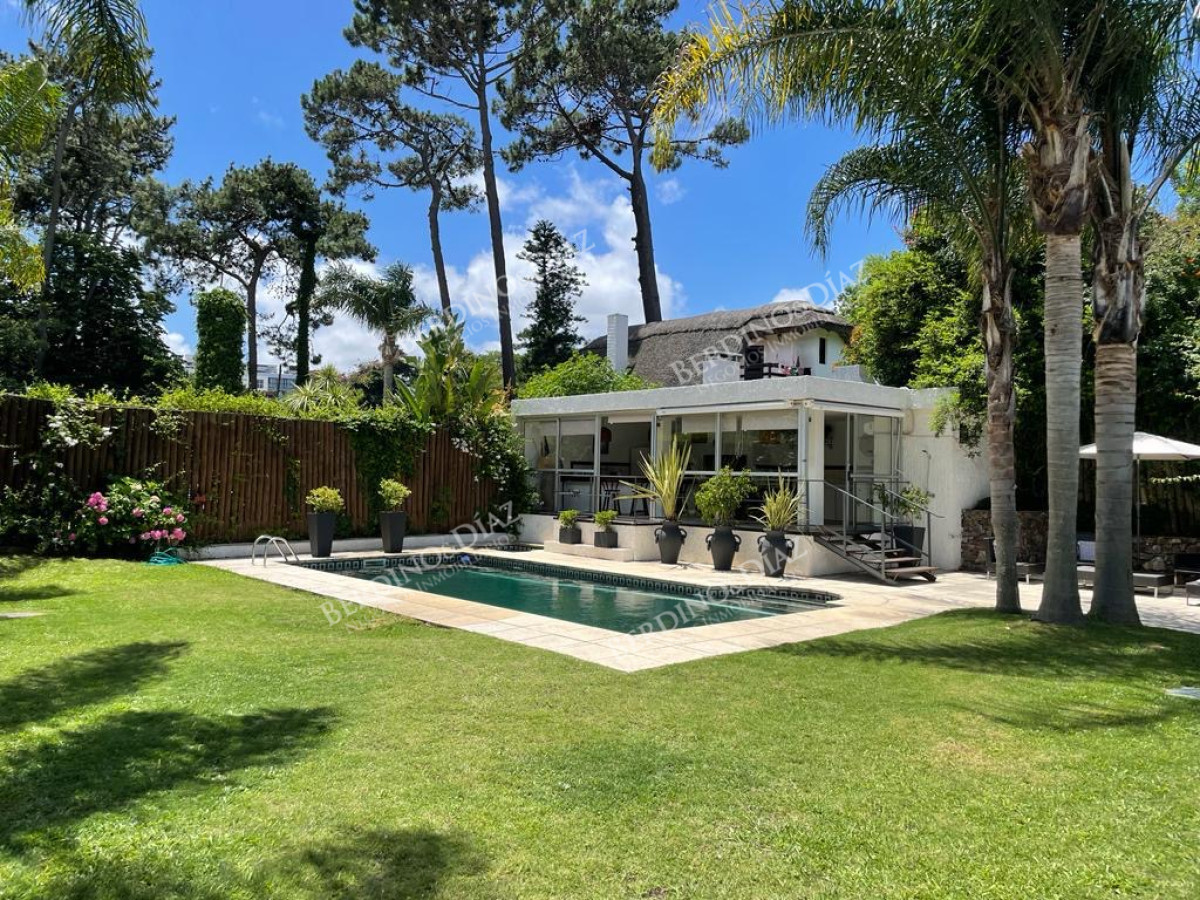 Casa ID.2658 - En venta y alquiler casa en Punta del Este 