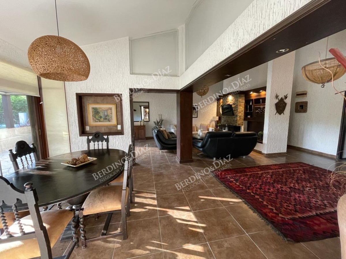 Casa ID.2658 - En venta y alquiler casa en Punta del Este 
