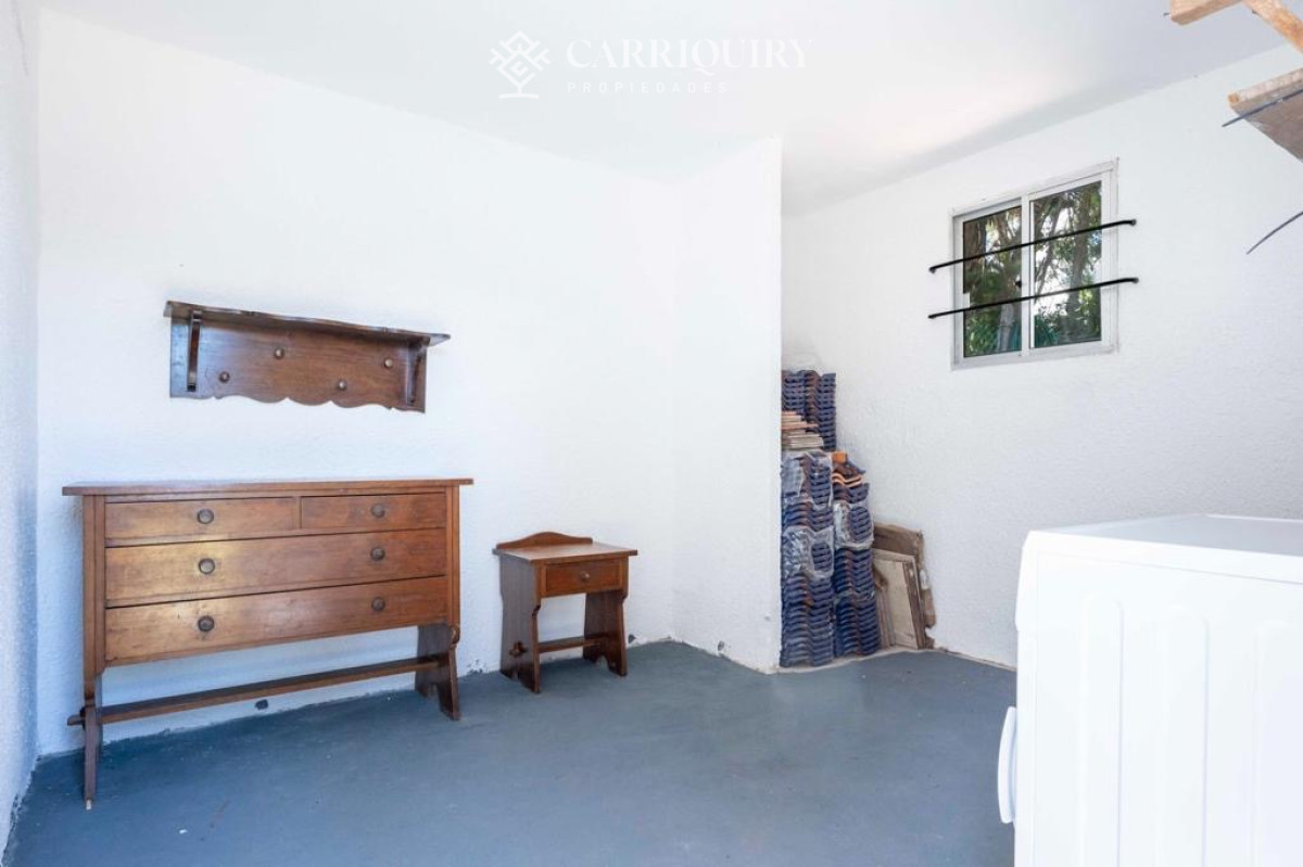 Casa ID.7285/Casa,-Alquiler-anual,-1-dormitorio,-El-Tesoro,-La-Barra,-Uruguay - En alquiler casa de 3 dormitorios más dependencia de servicio Punta del Este 