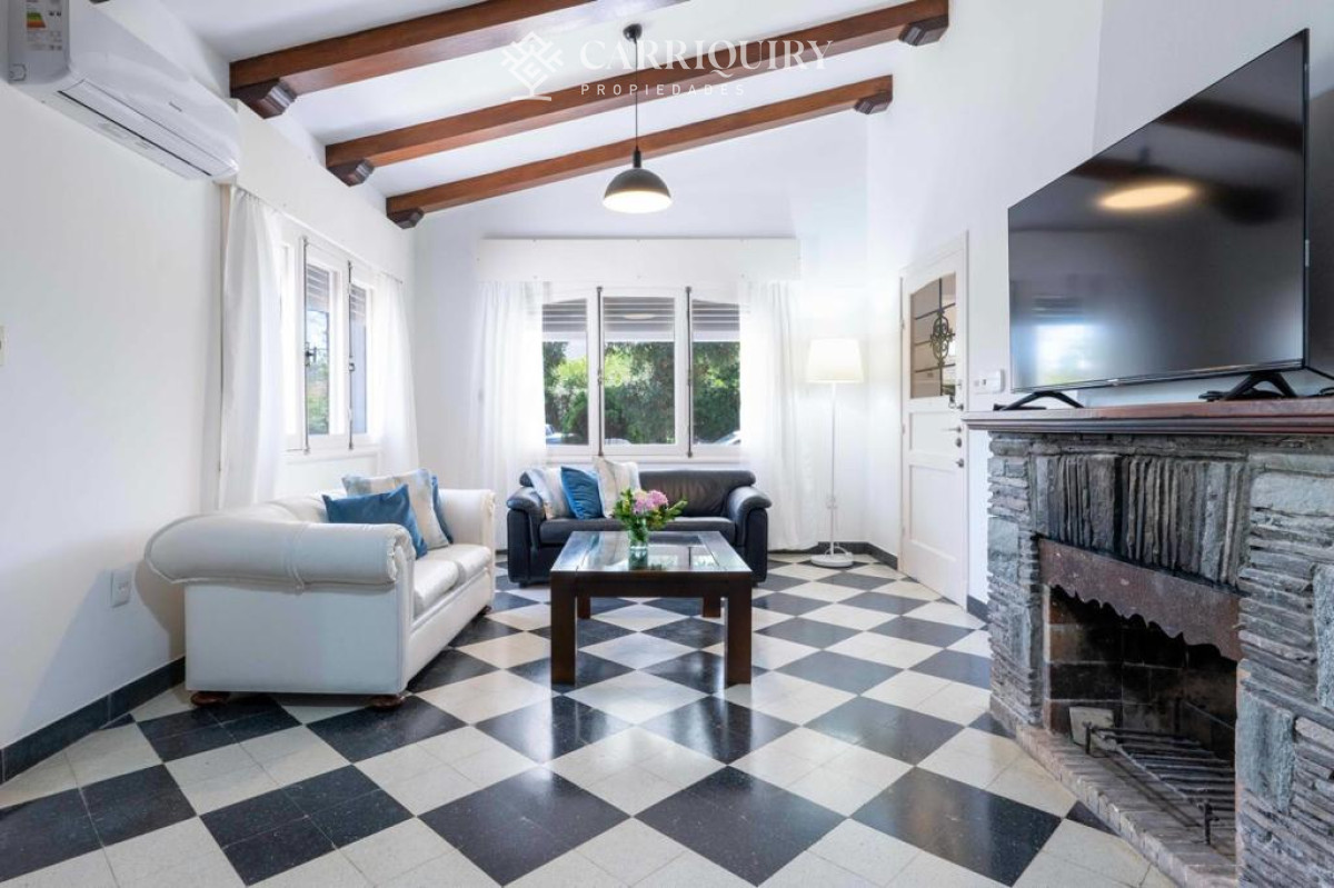 Casa ID.7285/Casa,-Alquiler-anual,-1-dormitorio,-El-Tesoro,-La-Barra,-Uruguay - En alquiler casa de 3 dormitorios más dependencia de servicio Punta del Este 