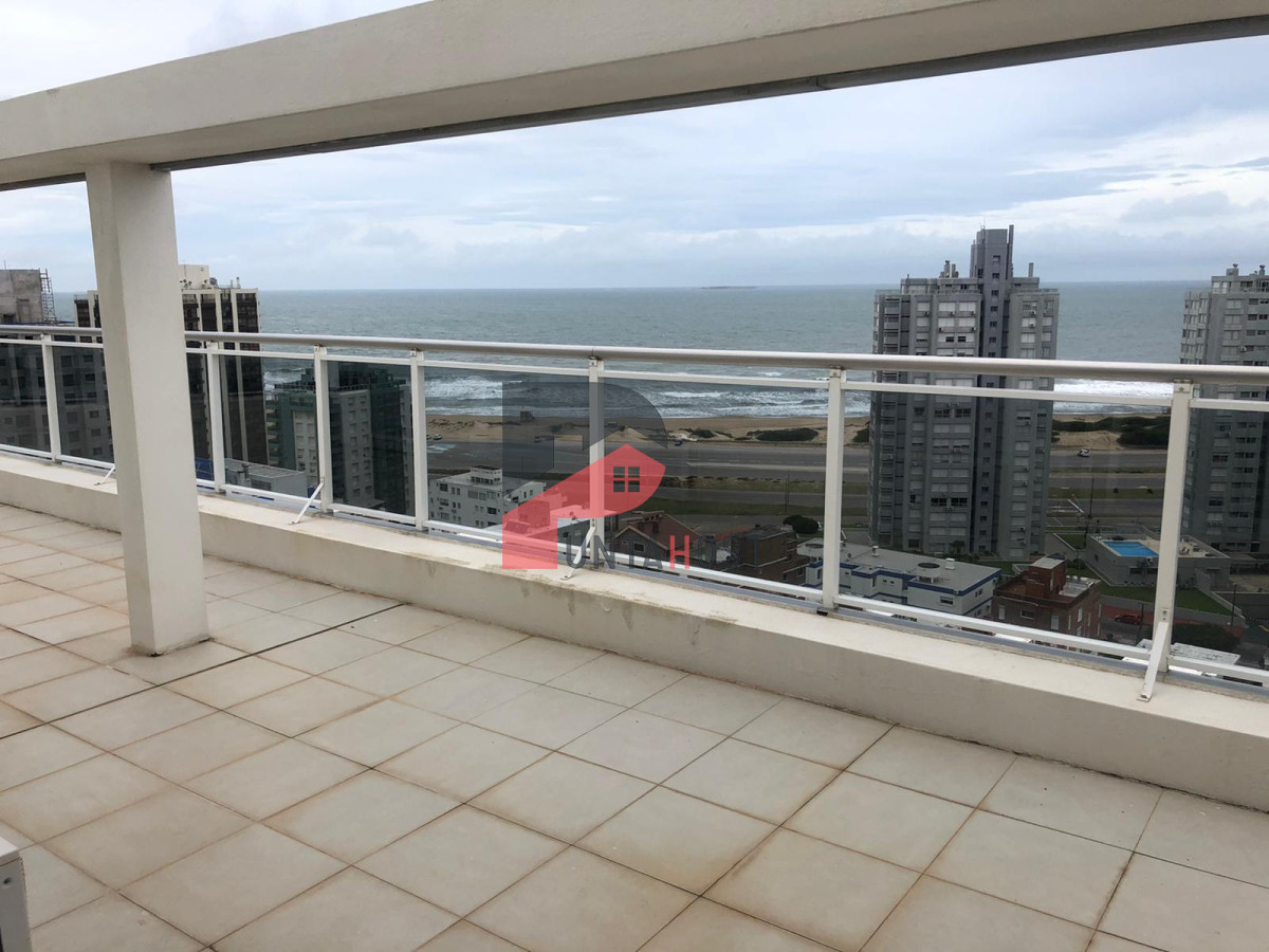 Apartamento ID.57 - Penthouse de 3 suites, Playa Brava