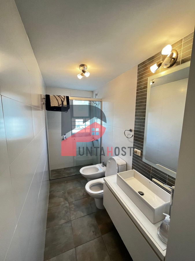 Apartamento ID.58 - En venta apartamento de 2 dormitorios, chiverta Punta del Este 