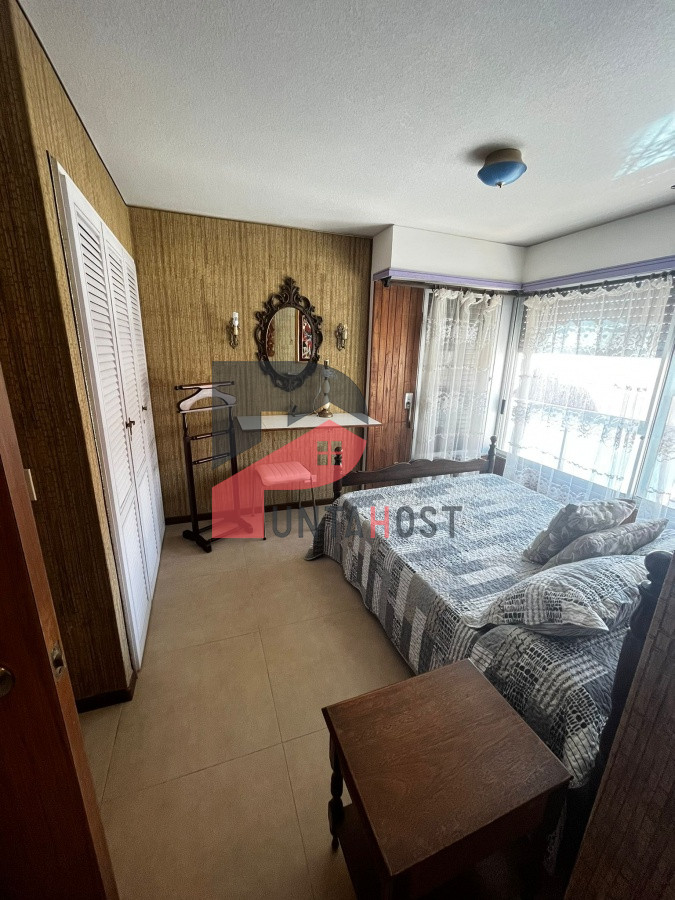 Apartamento ID.53 - En venta y alquiler  apartamento de 3 dormitorios, playa Mansa 