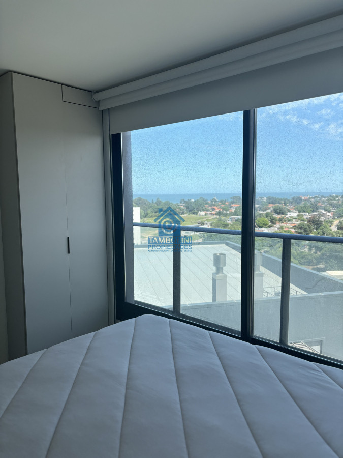 Apartamento ID.979 - En alquiler anual departamento de 2 dormitorios y 1 baño Punta del Este 