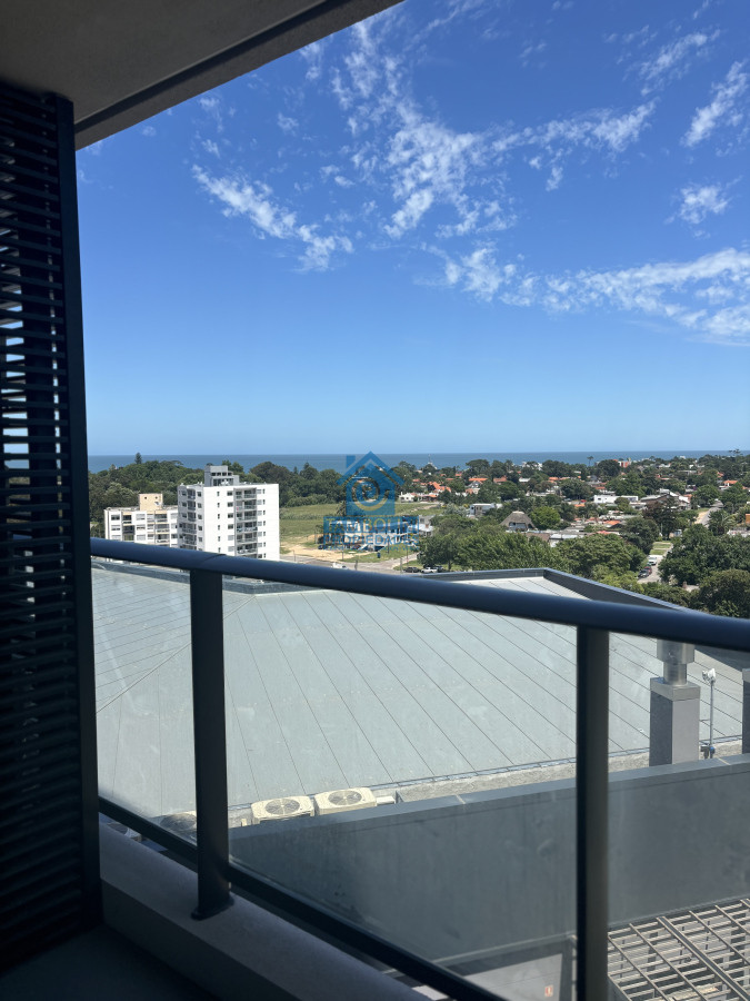 Apartamento ID.979 - En alquiler anual departamento de 2 dormitorios y 1 baño Punta del Este 