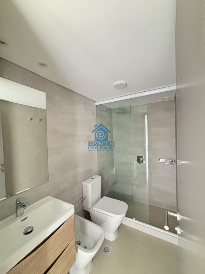 Apartamento ID.1031 - Departamento en venta y alquiler anual Punta del Este 