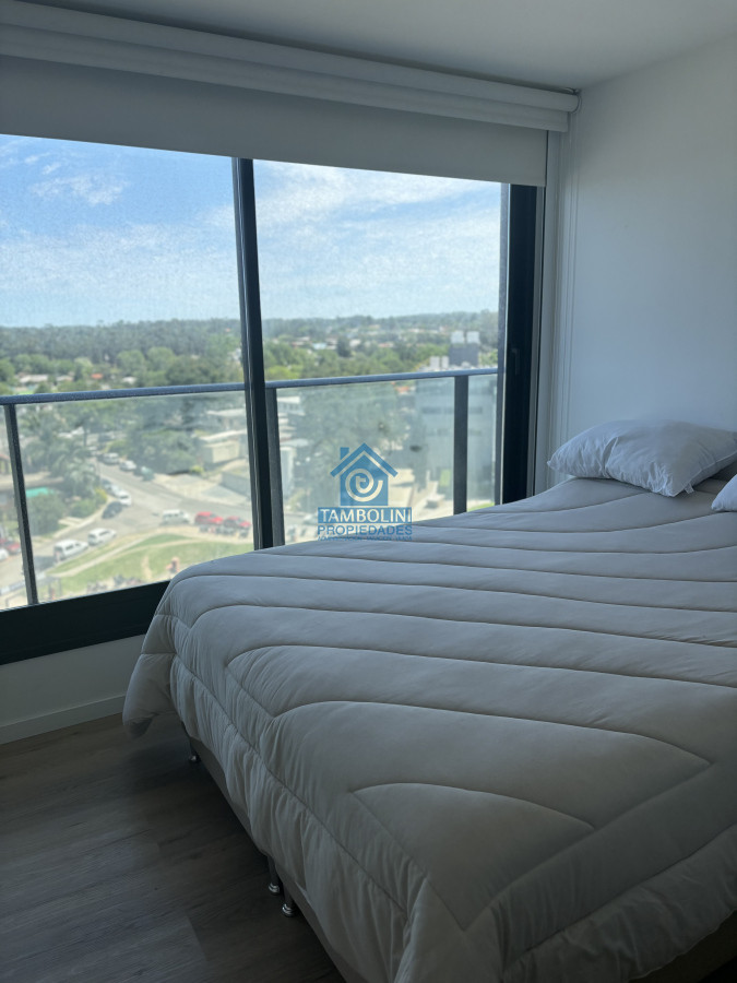 Apartamento ID.979 - En alquiler anual departamento de 2 dormitorios y 1 baño Punta del Este 