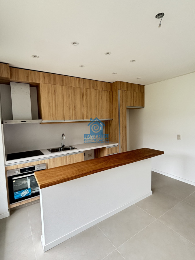 Apartamento ID.1031 - Departamento en venta y alquiler anual Punta del Este 