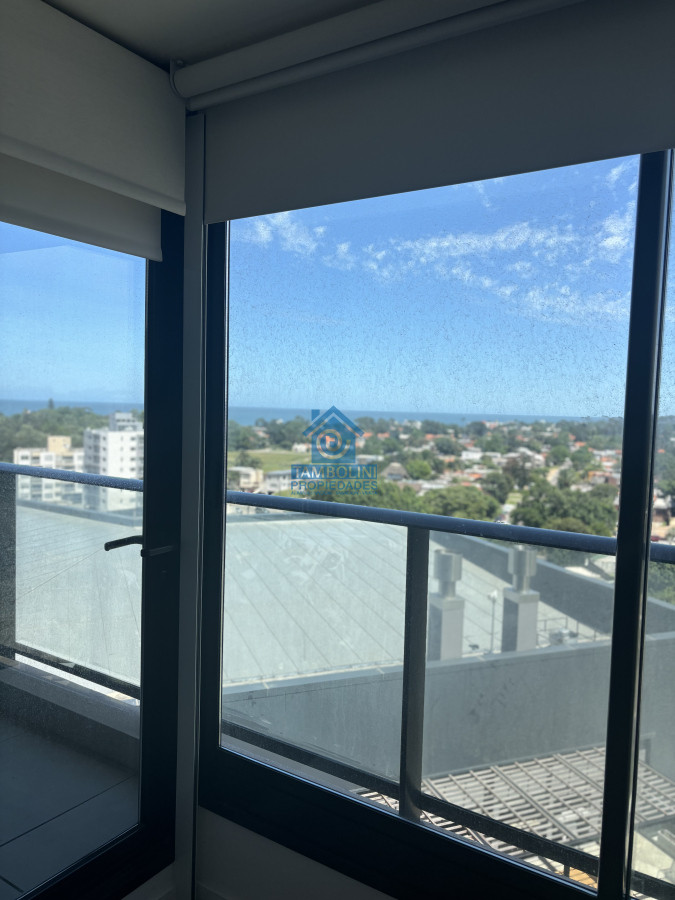 Apartamento ID.979 - En alquiler anual departamento de 2 dormitorios y 1 baño Punta del Este 