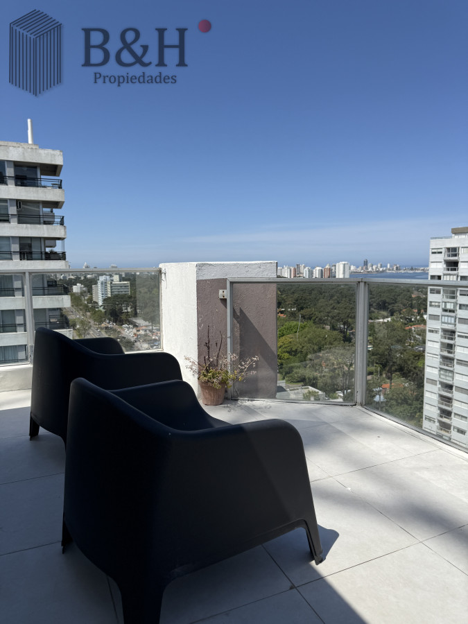 Apartamento ID.6731 - En venta y Alquiler departamento de 3 dormitorios punta del Este 