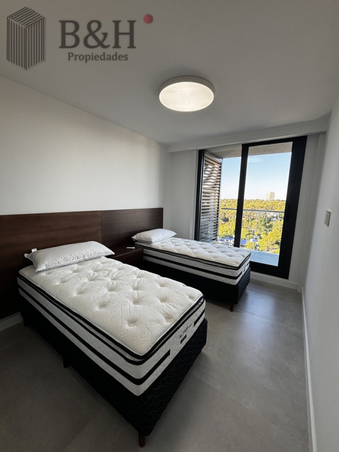 Apartamento ID.5424 - En venta departamento de 3 dormitorios Playa Mansa 