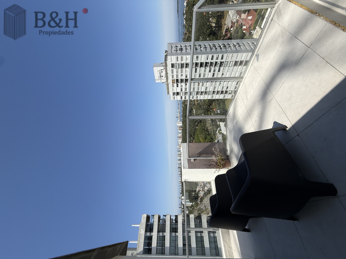 Apartamento ID.6731 - En venta y Alquiler departamento de 3 dormitorios punta del Este 