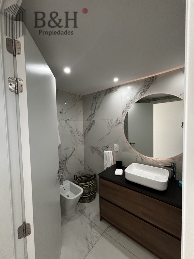 Apartamento ID.5424 - En venta departamento de 3 dormitorios Playa Mansa 