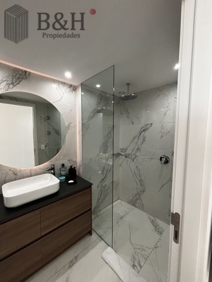 Apartamento ID.5424 - En venta departamento de 3 dormitorios Playa Mansa 
