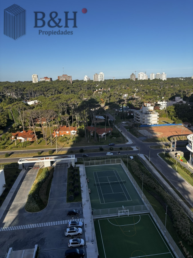 Apartamento ID.5424 - En venta departamento de 3 dormitorios Playa Mansa 