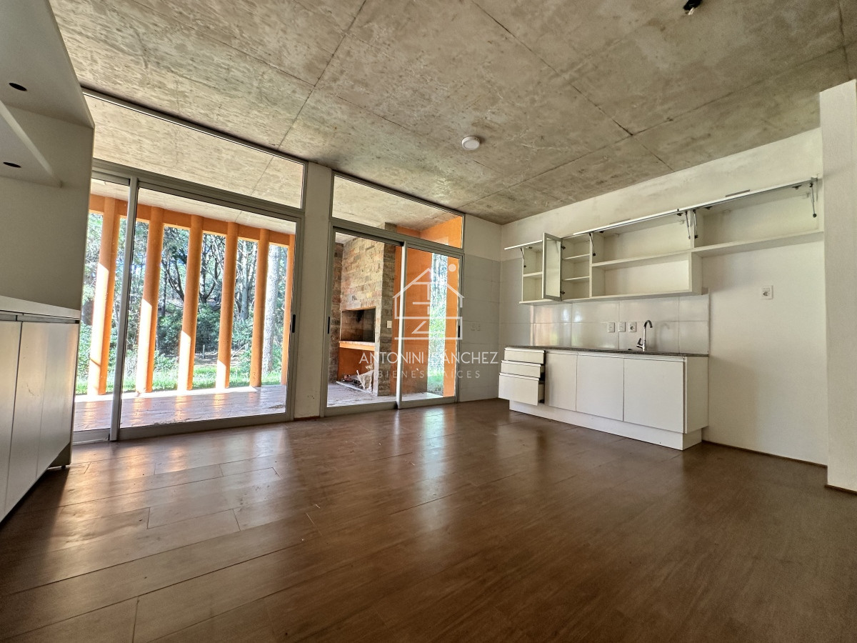 Casa ID.657 - Casa en alquiler en Club Del Lago