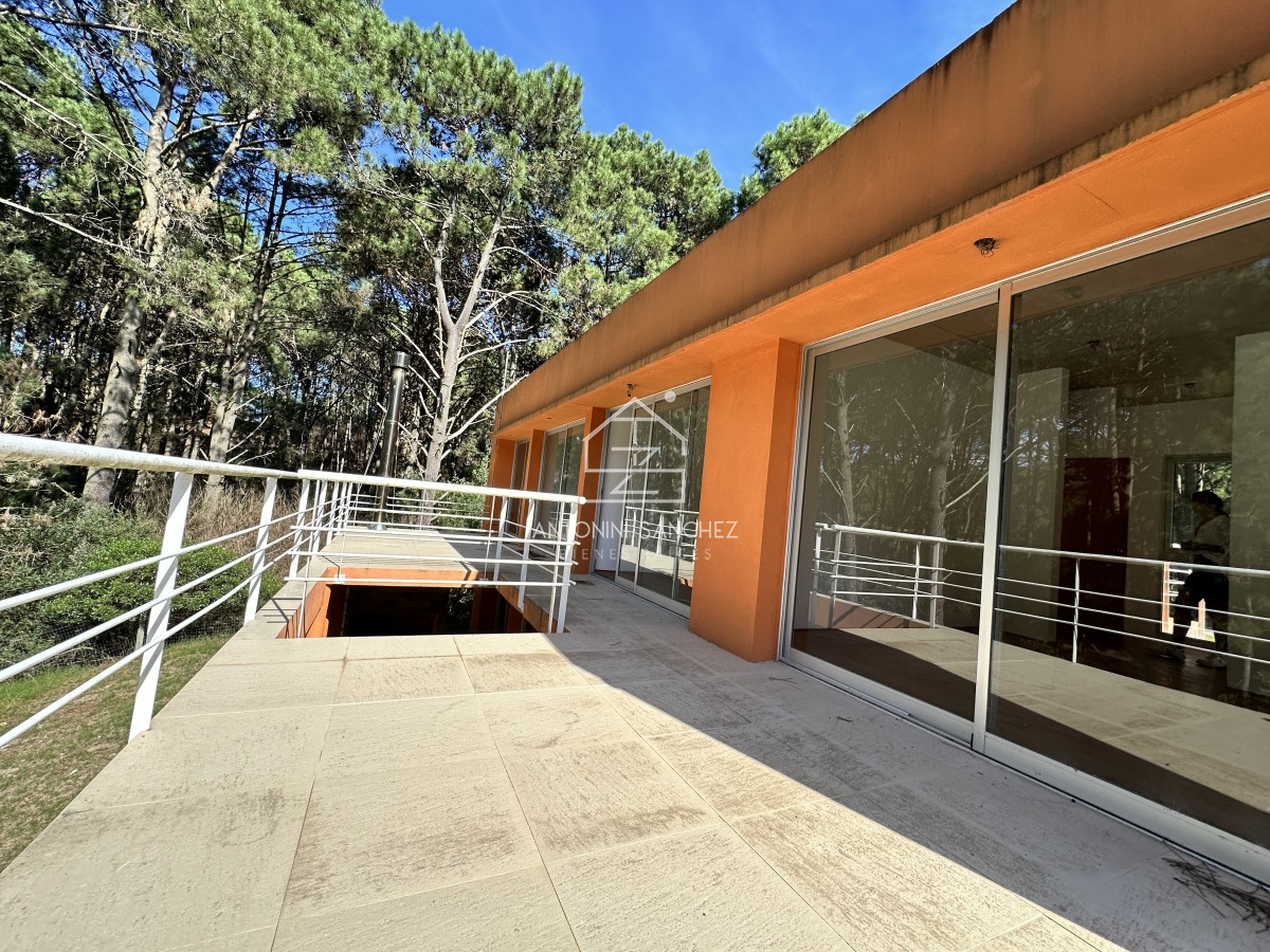 Casa ID.657 - Casa en alquiler en Club Del Lago