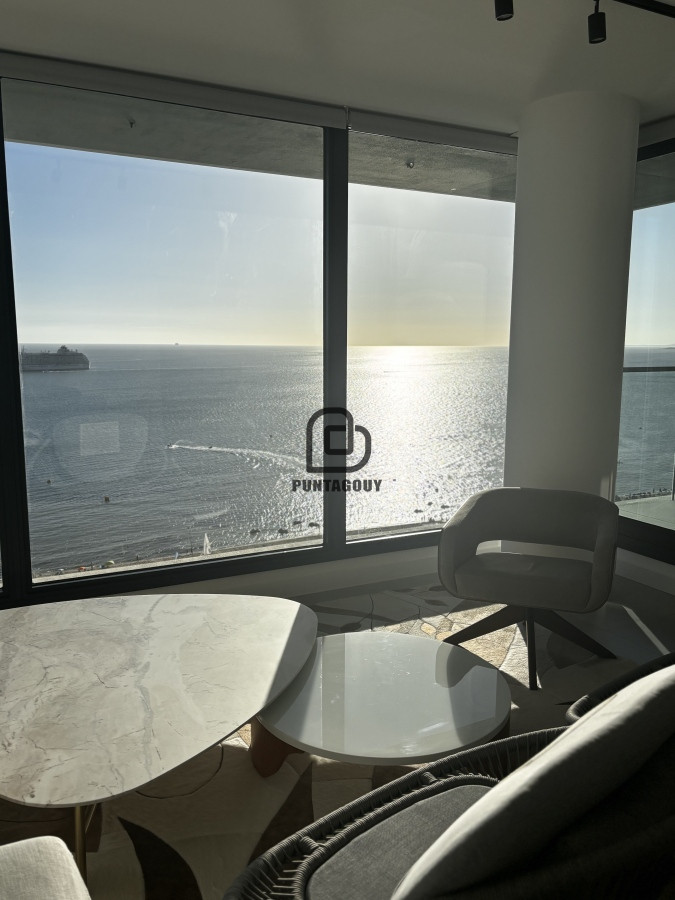 Apartamento ID.1802 - Venta 3 dormitorios en frente al mar