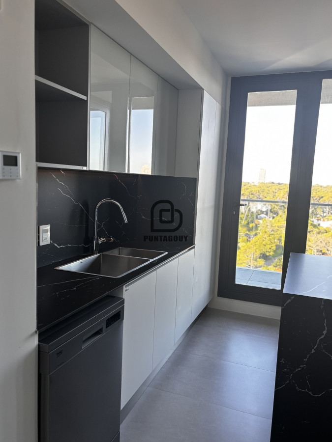 Apartamento ID.1802 - Venta 3 dormitorios en frente al mar