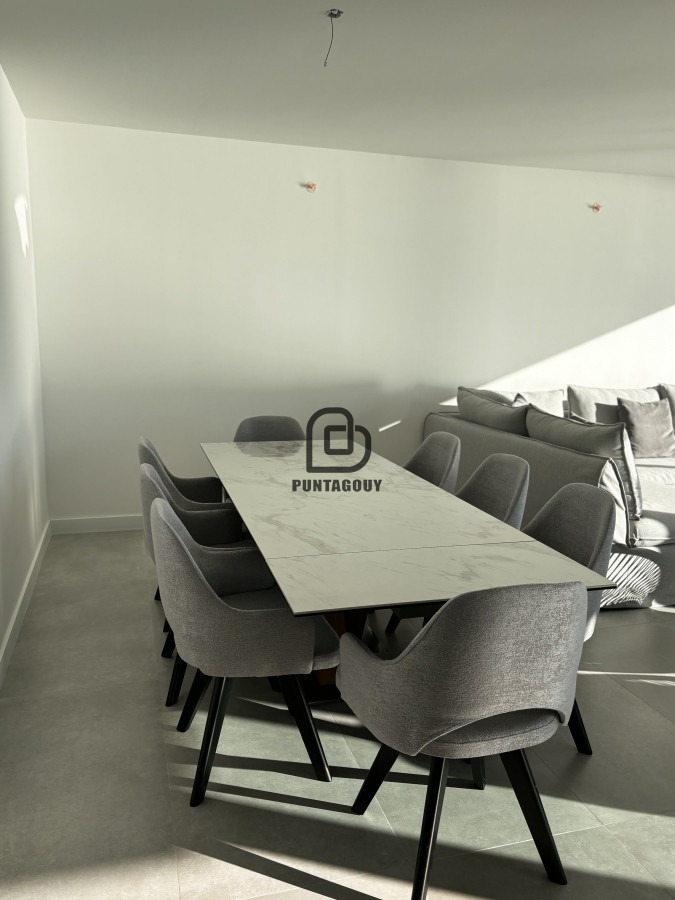 Apartamento ID.1802 - Venta 3 dormitorios en frente al mar