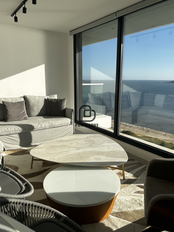 Apartamento ID.1802 - Venta 3 dormitorios en frente al mar