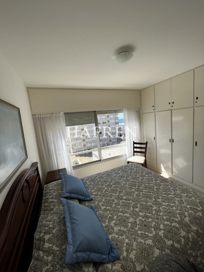 Apartamento ID.179 - En venta y alquiler apartamento de 2 dormitorios Península Punta del Este 