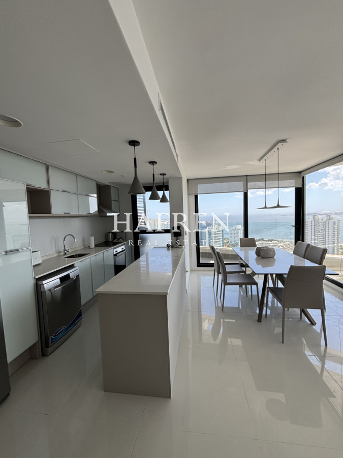 Apartamento ID.109 - En alquiler departamento de 3 suite con vista al mar 