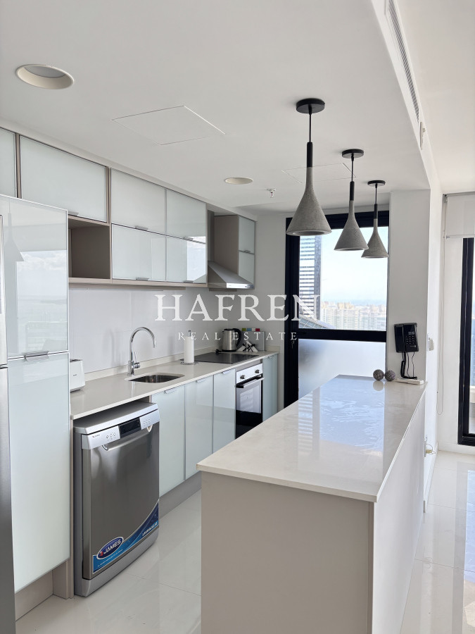 Apartamento ID.109 - En alquiler departamento de 3 suite con vista al mar 