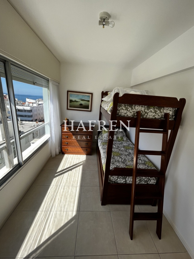 Apartamento ID.179 - En venta y alquiler apartamento de 2 dormitorios Península Punta del Este 