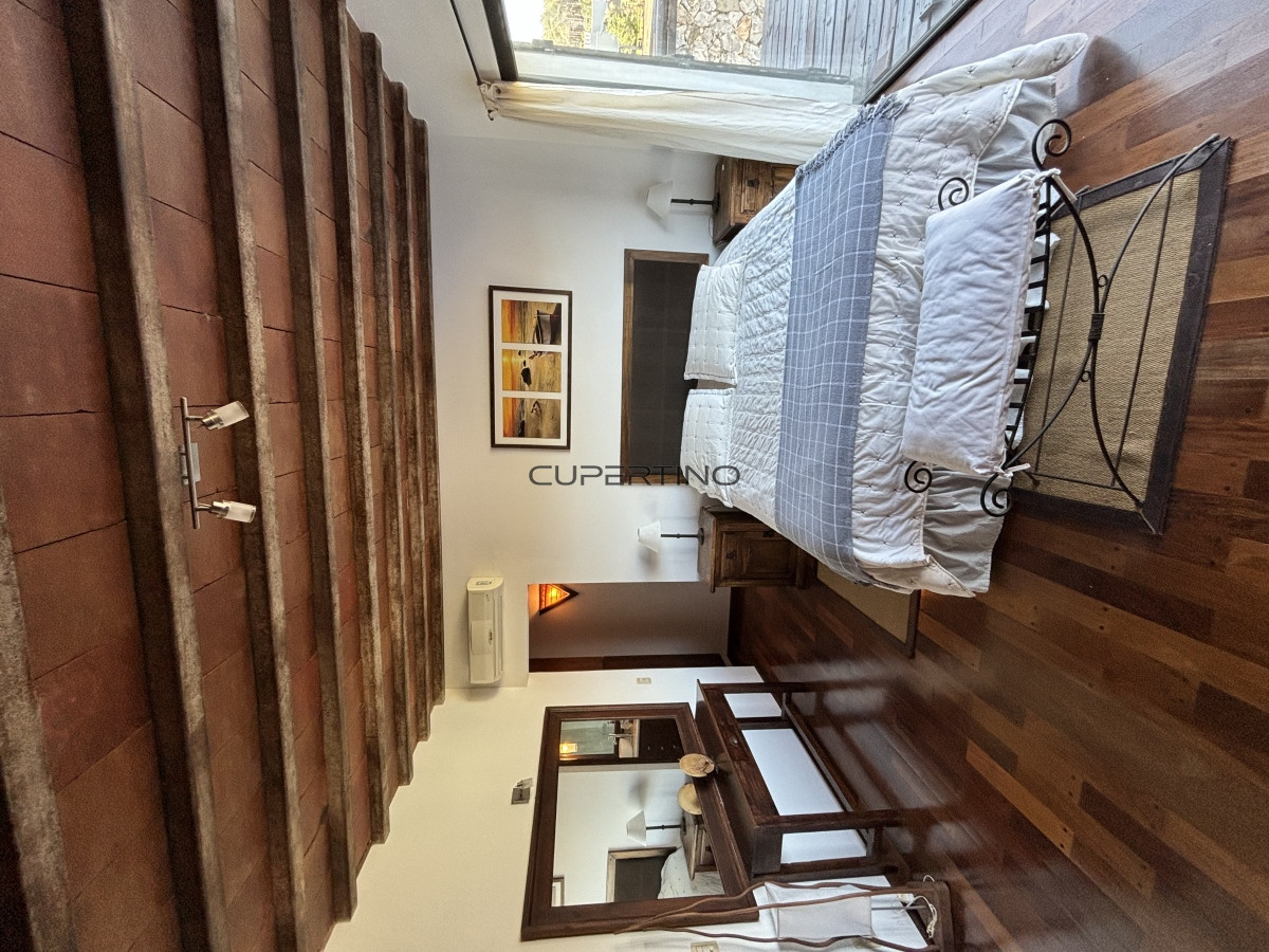 Casa ID.3776 - Casa en venta y alquiler anual de 4 dormitorios José Ignacio Punta del Este 