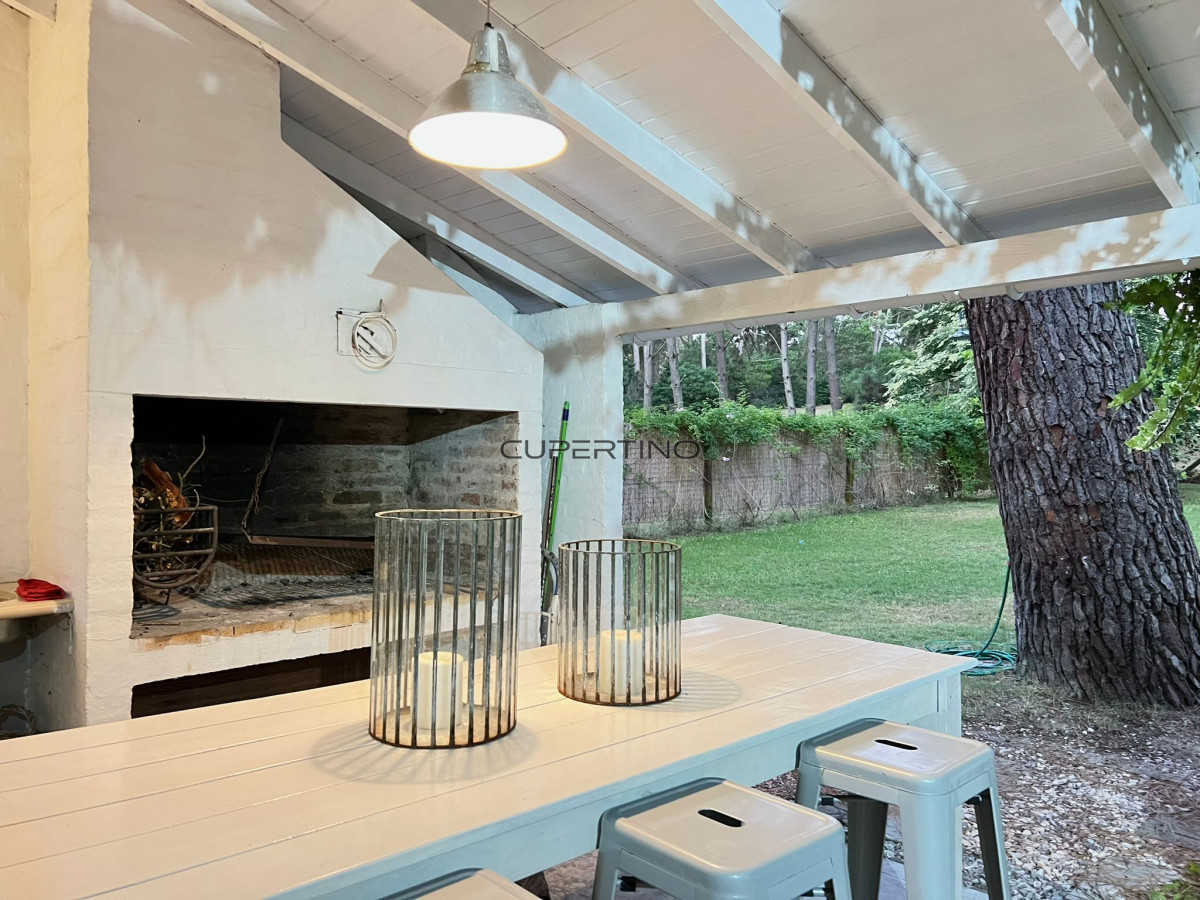 Casa ID.3735 - En venta y alquiler anual hermosa casa en Punta ballena de 4 dormitorios 