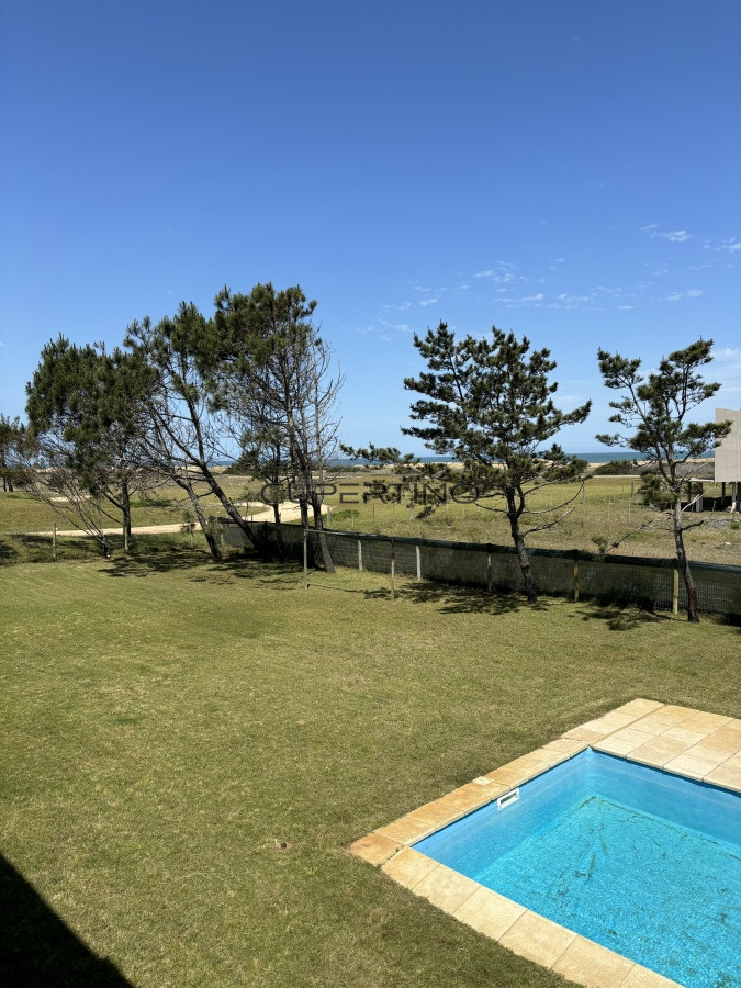 Casa ID.3776 - Casa en venta y alquiler anual de 4 dormitorios José Ignacio Punta del Este 