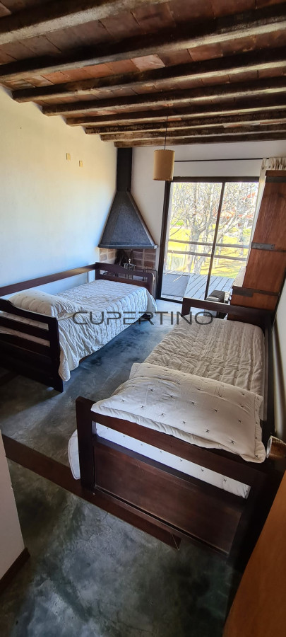 Casa ID.3776 - Casa en venta y alquiler anual de 4 dormitorios José Ignacio Punta del Este 