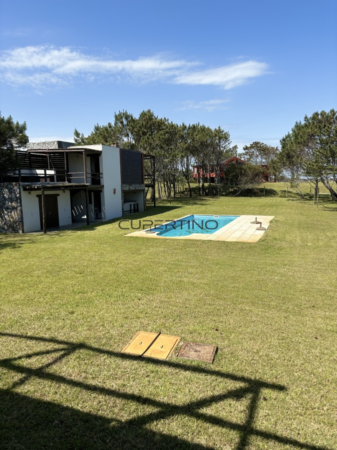 Casa ID.3776 - Casa en venta y alquiler anual de 4 dormitorios José Ignacio Punta del Este 