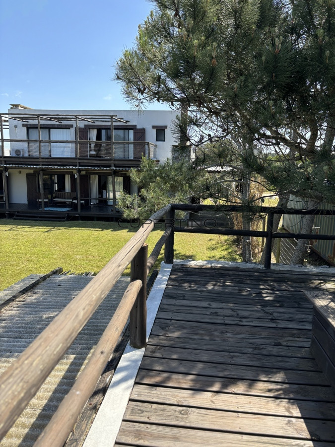 Casa ID.3776 - Casa en venta y alquiler anual de 4 dormitorios José Ignacio Punta del Este 