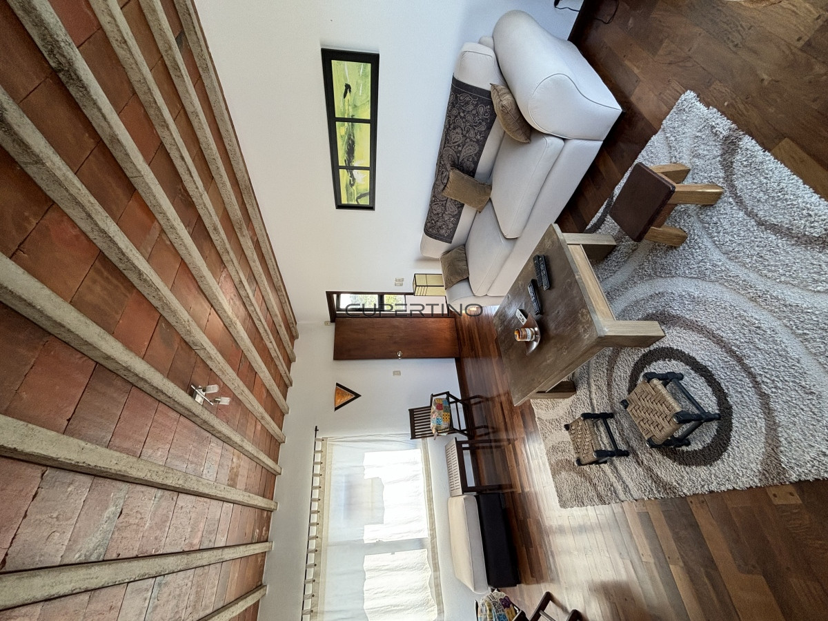 Casa ID.3776 - Casa en venta y alquiler anual de 4 dormitorios José Ignacio Punta del Este 