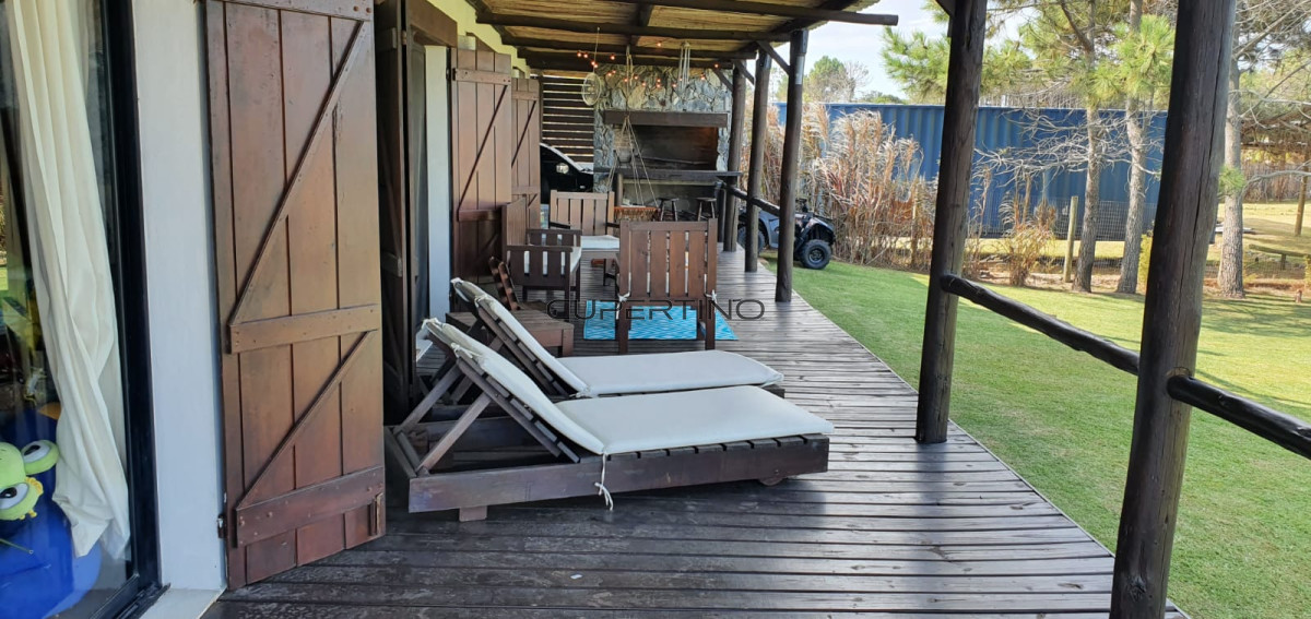 Casa ID.3776 - Casa en venta y alquiler anual de 4 dormitorios José Ignacio Punta del Este 
