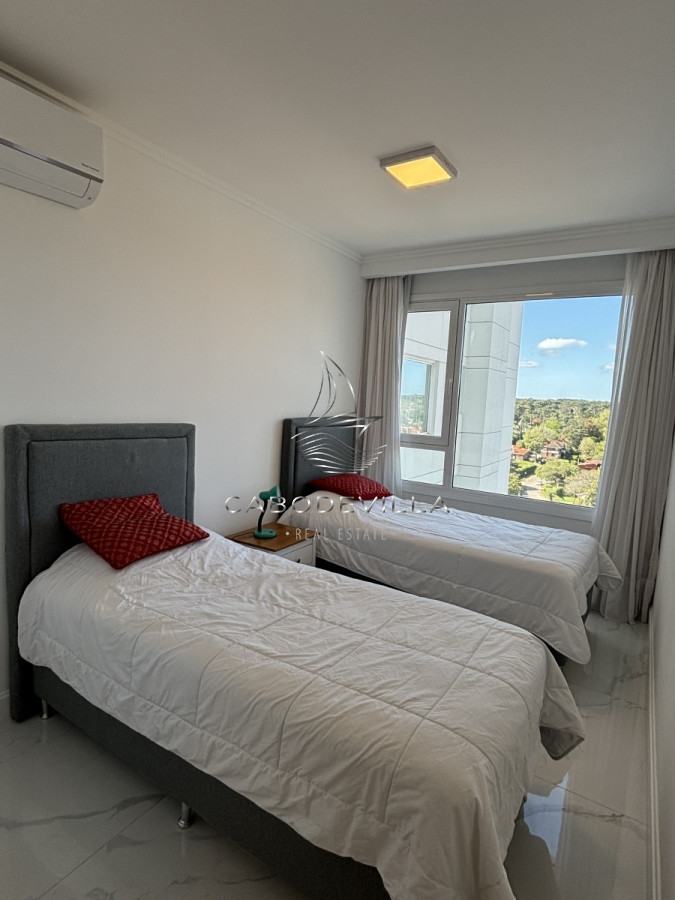 Apartamento ID.650 - En venta y alquiler anual departamento de 3 suites primera linea