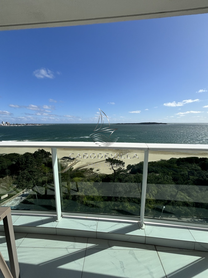 Apartamento ID.650 - En venta y alquiler anual departamento de 3 suites primera linea