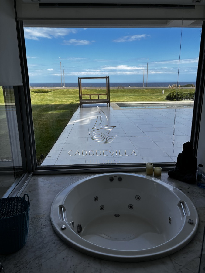 Apartamento ID.520 - En venta exclusiva unidad en Playa Brava