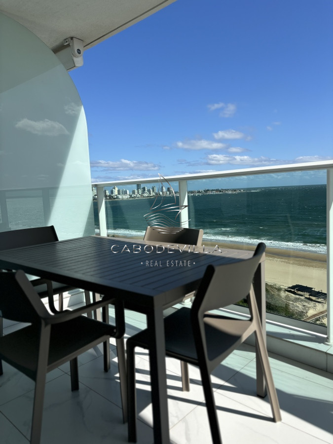 Apartamento ID.650 - En venta y alquiler anual departamento de 3 suites primera linea
