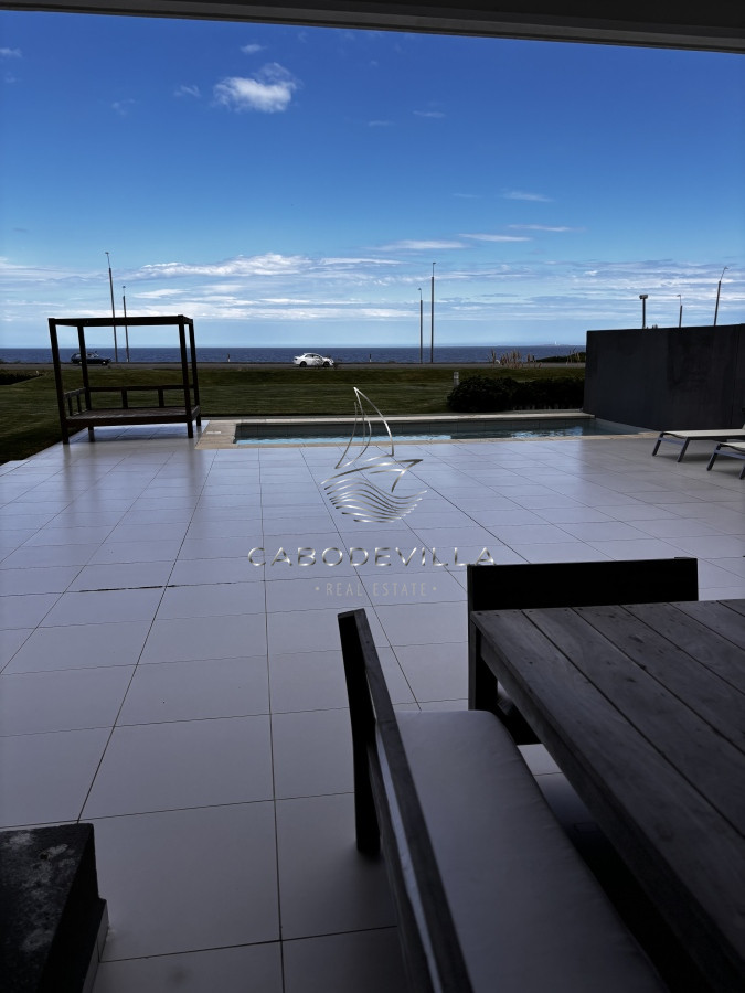 Apartamento ID.520 - En venta exclusiva unidad en Playa Brava