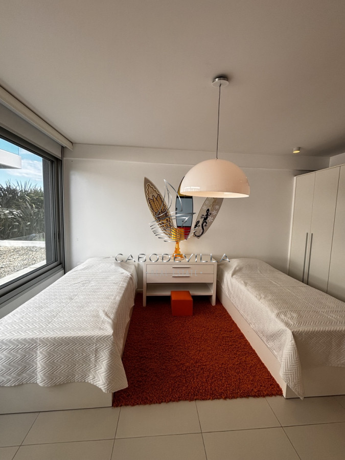Apartamento ID.520 - En venta exclusiva unidad en Playa Brava