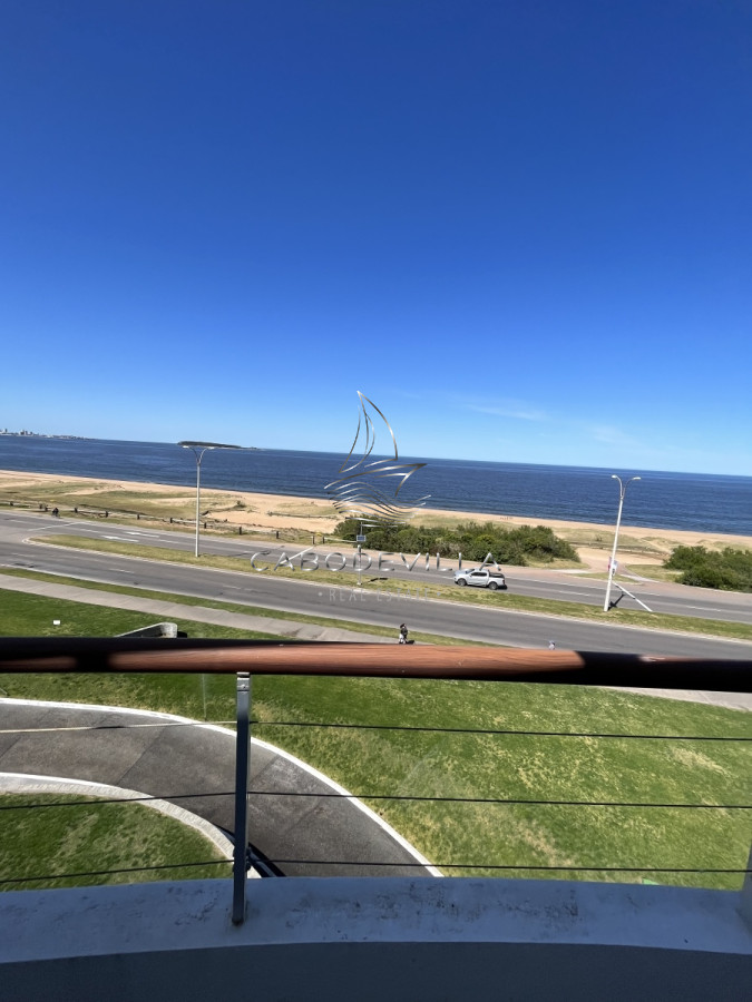 Apartamento ID.406 - En venta y alquiler apartamento de 3 suite y dependencia Punta del Este 