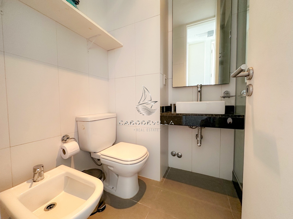 Apartamento ID.607 - Duplex en venta, con parrillero y vista al mar en Manantiales
