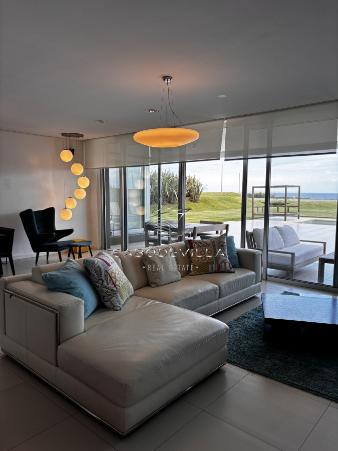 Apartamento ID.520 - En venta exclusiva unidad en Playa Brava