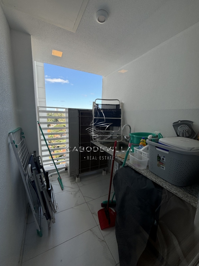 Apartamento ID.650 - En venta y alquiler anual departamento de 3 suites primera linea