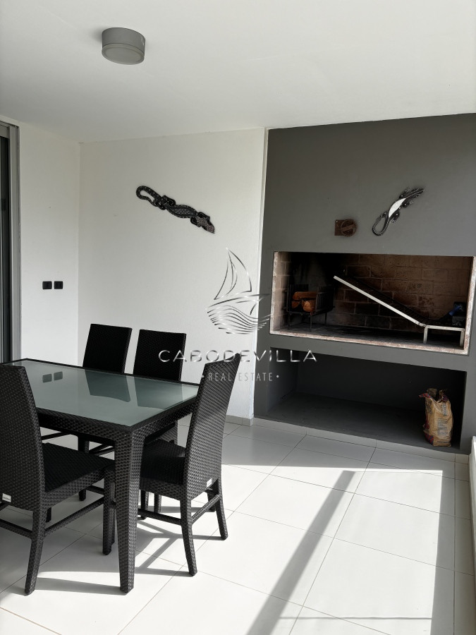 Apartamento ID.520 - En venta exclusiva unidad en Playa Brava