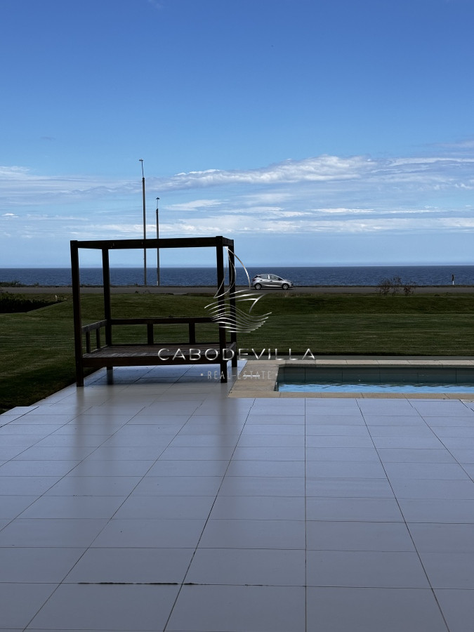 Apartamento ID.520 - En venta exclusiva unidad en Playa Brava